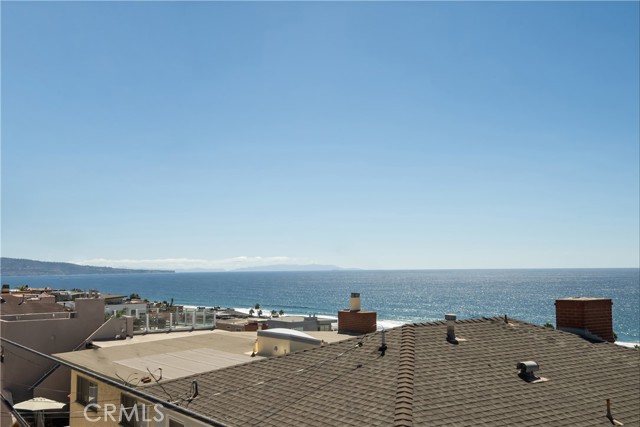 Detail Gallery Image 9 of 23 For 3316 Crest Dr, Manhattan Beach,  CA 90266 - 3 Beds | 3/1 Baths