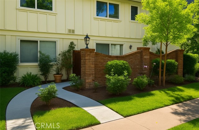 Detail Gallery Image 2 of 28 For 5090 N Roosevelt #11,  Fresno,  CA 93704 - 2 Beds | 2 Baths