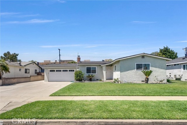 Detail Gallery Image 1 of 18 For 13711 Chestnut St, Westminster,  CA 92683 - 3 Beds | 2 Baths
