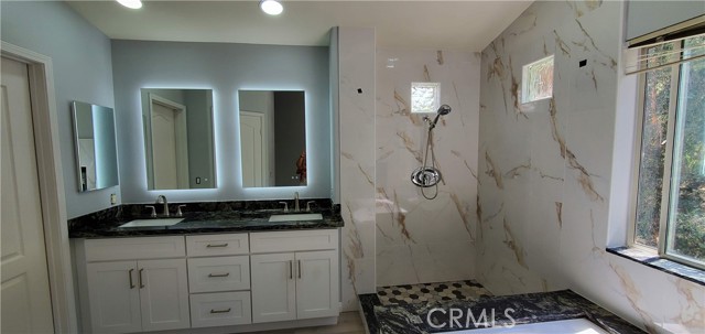 Detail Gallery Image 33 of 37 For 8226 E White Fir, Anaheim,  CA 92808 - 3 Beds | 2/1 Baths