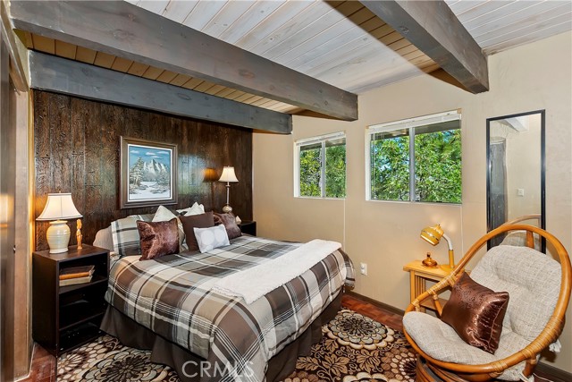 Detail Gallery Image 13 of 27 For 1301 Evergreen Ln, Lake Arrowhead,  CA 92352 - 3 Beds | 2 Baths