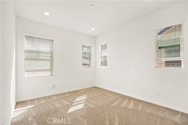 16119 Almond Avenue, Chino CA: https://media.crmls.org/medias/ee3a576d-f8a9-4a7d-9564-98d7243c8336.jpg