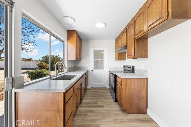 Detail Gallery Image 16 of 45 For 40596 Fieldspring, Lancaster,  CA 93535 - 3 Beds | 2 Baths