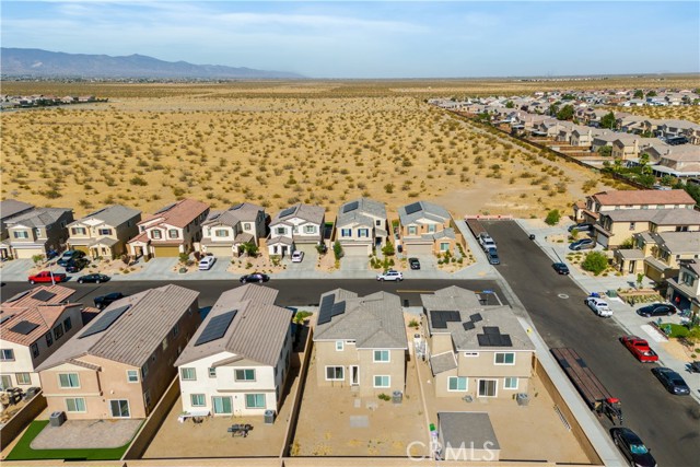 Detail Gallery Image 8 of 40 For 13063 Claremore St, Victorville,  CA 92392 - 3 Beds | 2/1 Baths