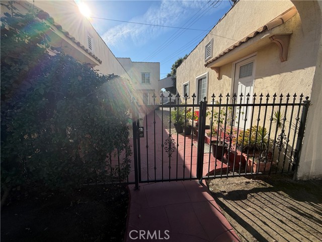 Detail Gallery Image 25 of 25 For 358 Magnolia Ave #B,  Glendale,  CA 91204 - 2 Beds | 1 Baths