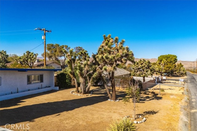 Detail Gallery Image 42 of 55 For 56886 Ivanhoe Dr, Yucca Valley,  CA 92284 - 2 Beds | 2/1 Baths