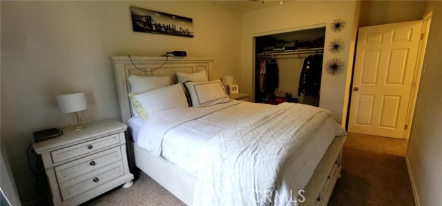 Detail Gallery Image 10 of 13 For 2935 N H St, San Bernardino,  CA 92405 - 4 Beds | 2 Baths
