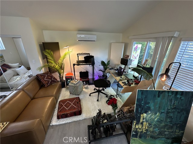 Detail Gallery Image 2 of 10 For 6637 Radford Ave, North Hollywood,  CA 91606 - 0 Beds | 1 Baths