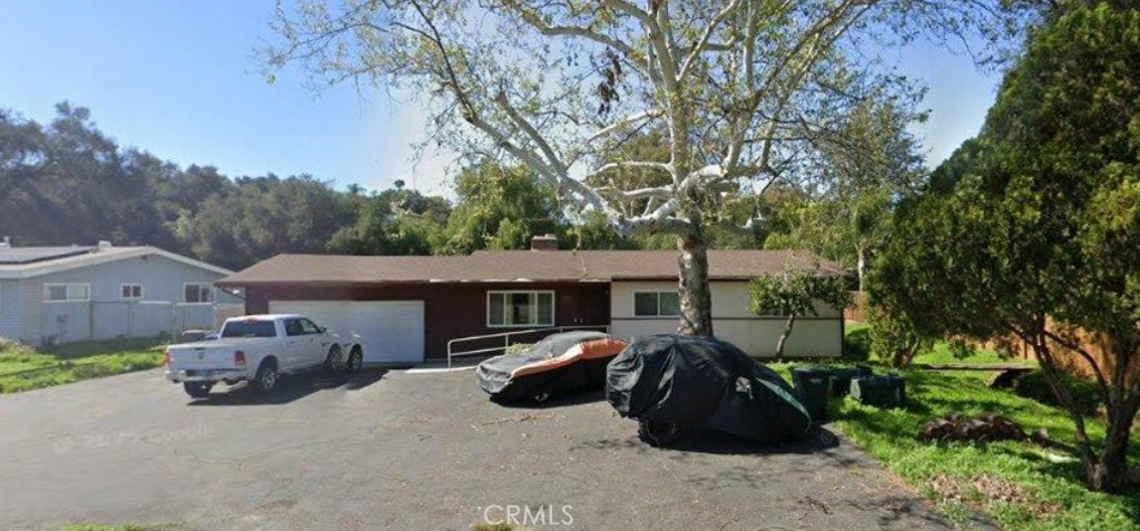 908 Bear Valley Parkway