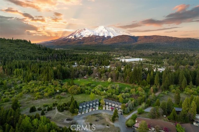 Detail Gallery Image 27 of 31 For 1422 Kingston, Mount Shasta,  CA 96067 - 2 Beds | 1/1 Baths