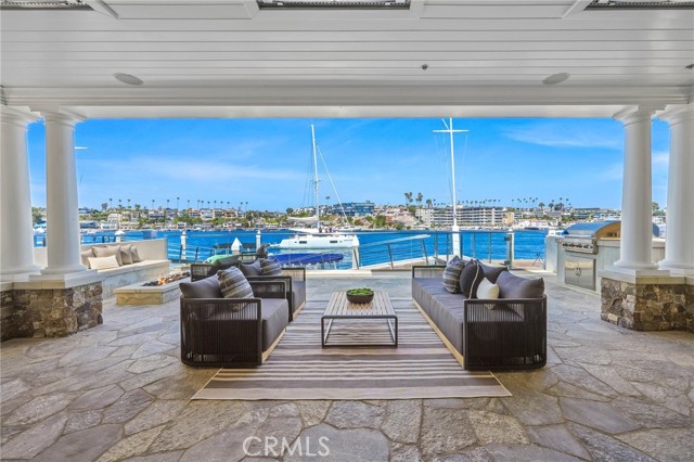 Detail Gallery Image 1 of 49 For 2222 Channel Rd, Newport Beach,  CA 92661 - 4 Beds | 4 Baths