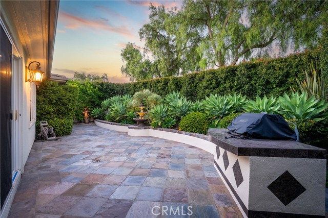 9 Corte Sevilla, San Clemente CA: https://media.crmls.org/medias/ee3ef6e3-d017-434e-89cf-de30145c99e4.jpg