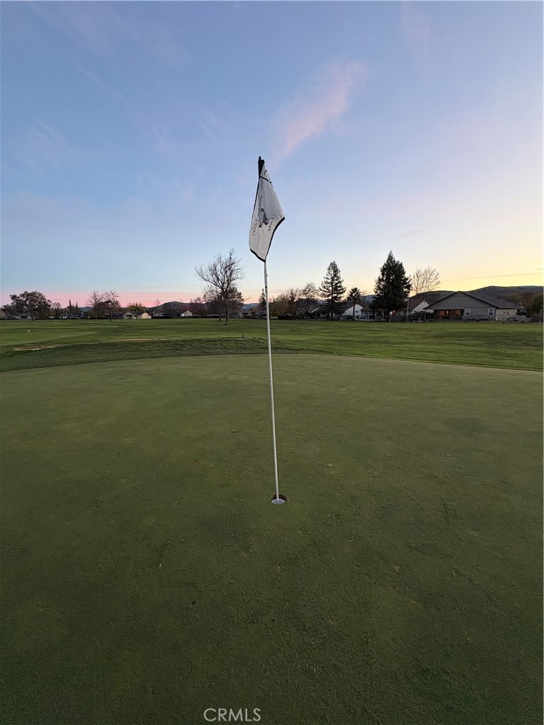 https://media.crmls.org/medias/ee3f883f-eb87-46b0-a777-50ede17e8a80.jpg?preset=X-Large