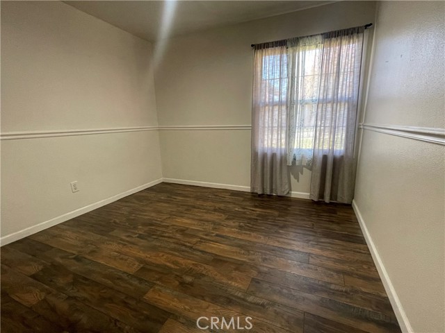 Detail Gallery Image 15 of 20 For 28628 Macklin Ave, Canyon Country,  CA 91387 - 4 Beds | 3 Baths