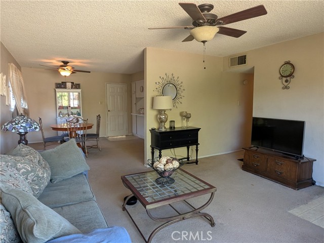 Detail Gallery Image 7 of 22 For 790 E 7th St, San Jacinto,  CA 92583 - 3 Beds | 2 Baths