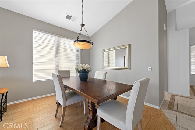 Detail Gallery Image 6 of 59 For 40146 Colony Drive, Murrieta,  CA 92562 - 3 Beds | 2/1 Baths