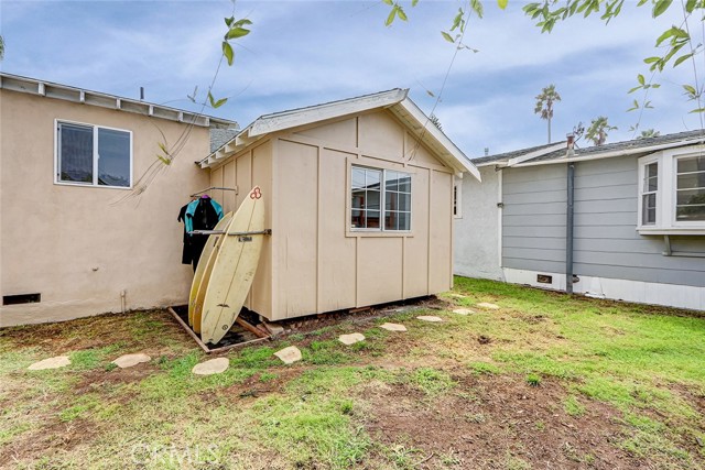 Detail Gallery Image 29 of 39 For 221 S Guadalupe, Redondo Beach,  CA 90277 - 3 Beds | 1 Baths