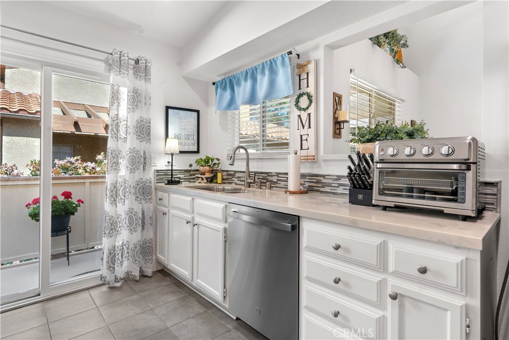 5225 Box Canyon Court #21G