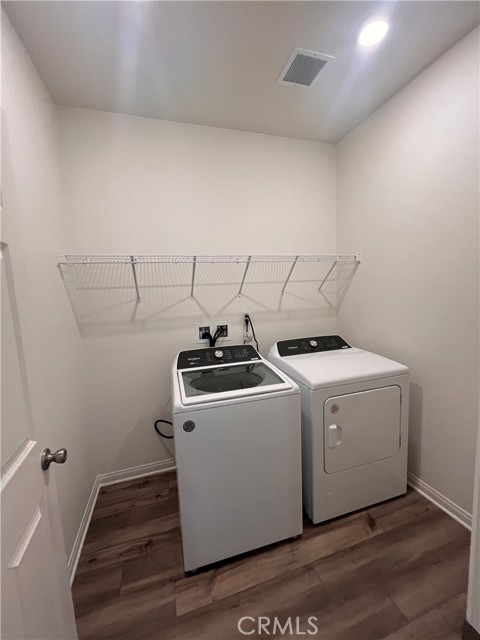 30724 Vera Cruz Circle, Winchester CA: https://media.crmls.org/medias/ee41e51e-a1ba-4163-bf84-67fcc28ee91a.jpg