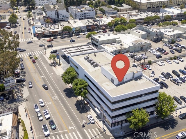 4419 Van Nuys Boulevard, Sherman Oaks CA: https://media.crmls.org/medias/ee4306f4-07f1-4507-96c2-f7057f9876f2.jpg