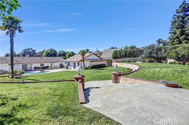 Detail Gallery Image 42 of 60 For 2376 Sunset Curv, Upland,  CA 91784 - 4 Beds | 3/1 Baths