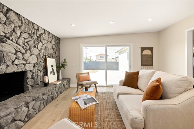 13916 Beaver Street photo 7