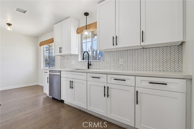 Detail Gallery Image 15 of 39 For 5319 Rochester, Riverside,  CA 92504 - 3 Beds | 2 Baths