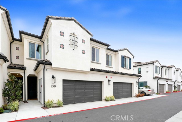 Detail Gallery Image 25 of 25 For 17532 Cameron Ln #109,  Huntington Beach,  CA 92647 - 3 Beds | 3/1 Baths