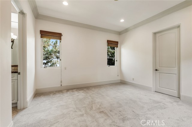 Detail Gallery Image 38 of 57 For 14173 Rancho Tierra Trl, San Diego,  CA 92130 - 5 Beds | 5/1 Baths