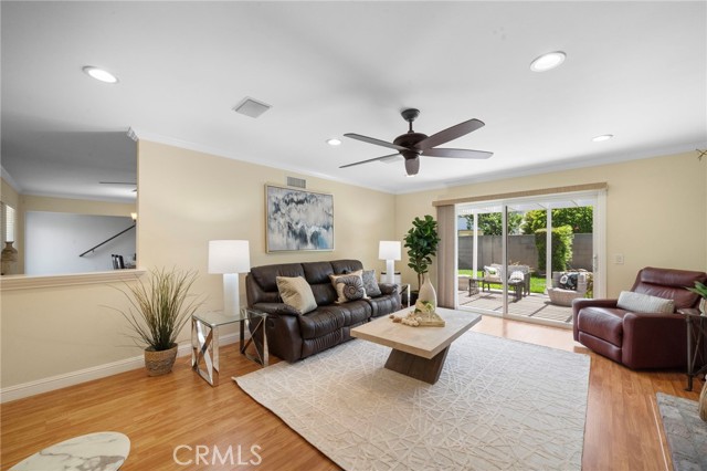 16660 Spruce Circle, Fountain Valley CA: https://media.crmls.org/medias/ee44968a-05ac-4203-a05f-193e8ac6677a.jpg