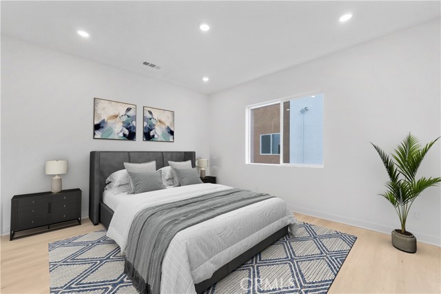 Detail Gallery Image 16 of 22 For 165 Baluster, Irvine,  CA 92618 - 1 Beds | 1 Baths