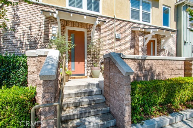 10 Brownstone WAY