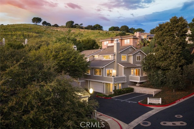 Detail Gallery Image 3 of 35 For 1060 Trevor Way, San Luis Obispo,  CA 93401 - 3 Beds | 3 Baths