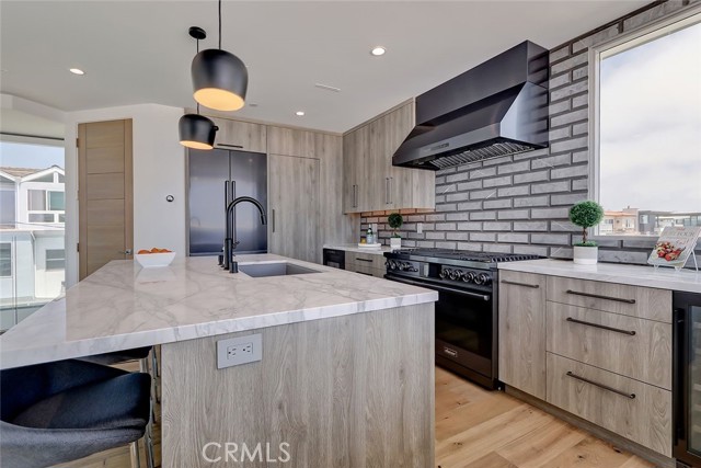 2509 Alma Avenue, Manhattan Beach, California 90266, 3 Bedrooms Bedrooms, ,1 BathroomBathrooms,Residential,Sold,Alma,SB21110612