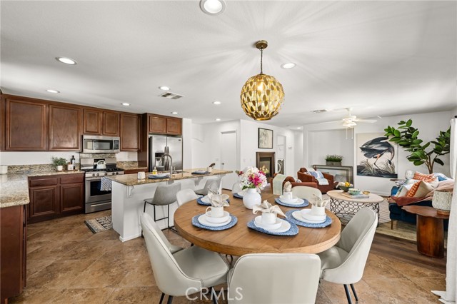 Detail Gallery Image 11 of 37 For 8090 Cornwall Ct #33,  Rancho Cucamonga,  CA 91739 - 2 Beds | 2 Baths