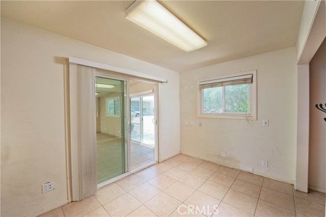 1125 Bulla Vista Road, Acton CA: https://media.crmls.org/medias/ee4639ee-6734-4f16-9285-18b077e91d24.jpg