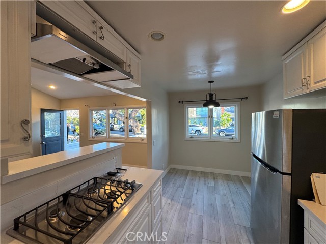 Detail Gallery Image 11 of 29 For 607 Larkspur Ave, Corona Del Mar,  CA 92625 - 3 Beds | 2 Baths