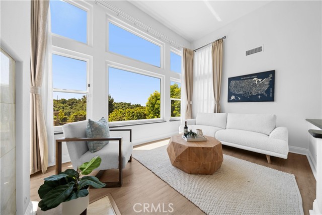 18178 Wellington Lane, Rowland Heights CA: https://media.crmls.org/medias/ee47e038-d91b-4c50-8fec-00440885b5ce.jpg
