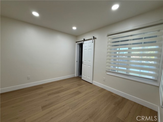 Detail Gallery Image 5 of 26 For 9123 Woodley Ave, North Hills,  CA 91343 - 3 Beds | 2 Baths