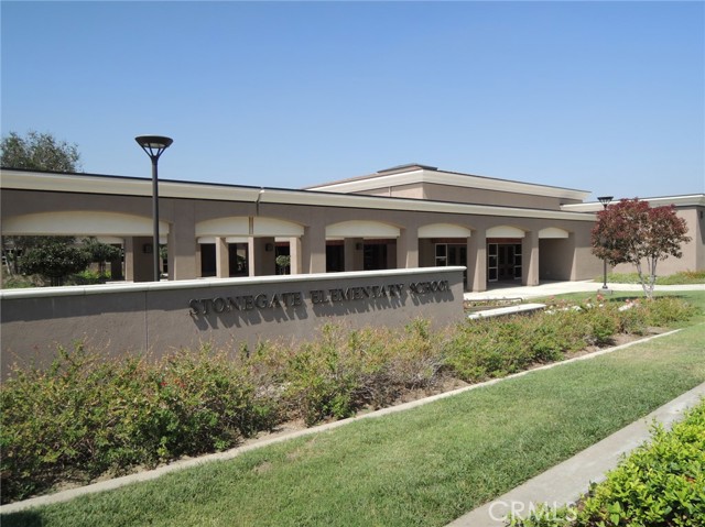 Detail Gallery Image 34 of 36 For 238 Shelbourne, Irvine,  CA 92620 - 4 Beds | 4 Baths