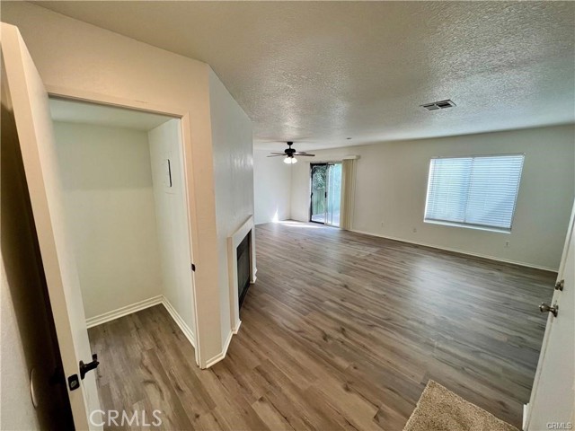 Detail Gallery Image 5 of 17 For 8353 Sunset Trail Pl, Rancho Cucamonga,  CA 91730 - 2 Beds | 2/1 Baths