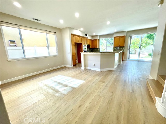 9 Bel Flora Court, Aliso Viejo CA: https://media.crmls.org/medias/ee4b505f-331e-4a40-ada7-fbe28ea8c427.jpg