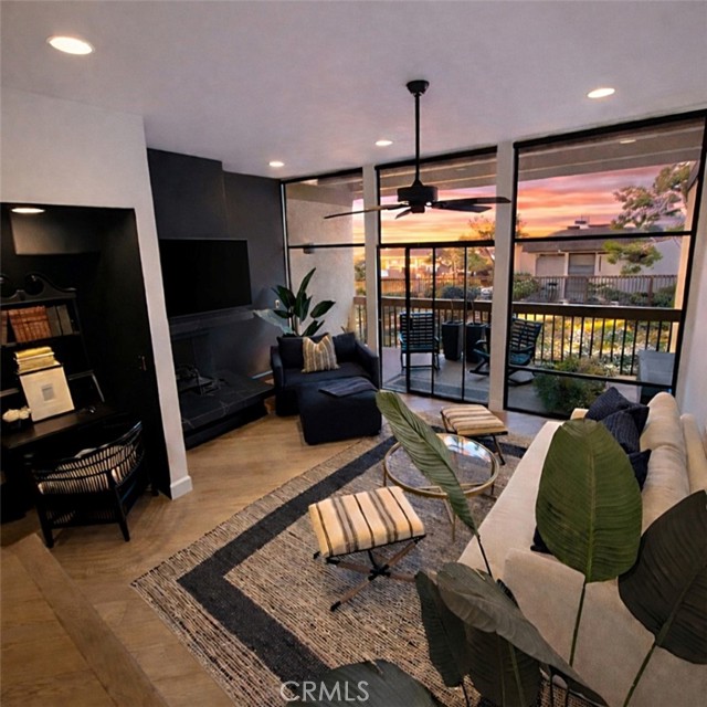 Front Image Thumbnail for CRPW26084384