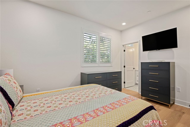 Detail Gallery Image 19 of 27 For 44 Coronado St #202,  Ventura,  CA 93001 - 2 Beds | 2/1 Baths