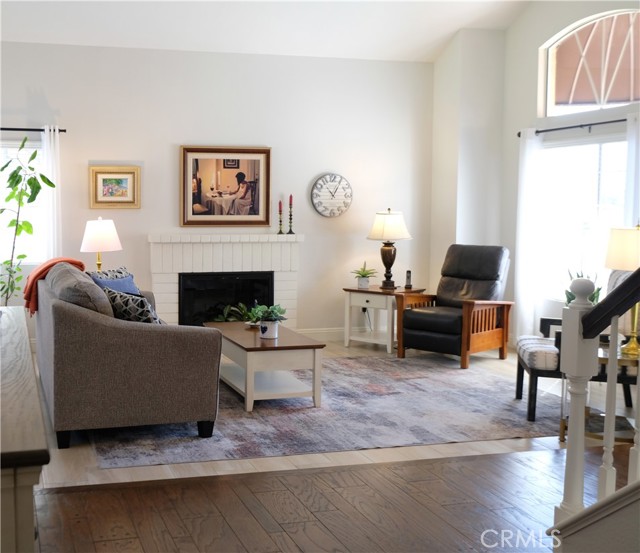 Detail Gallery Image 2 of 13 For 10830 Se Yolo St, Rancho Cucamonga,  CA 91701 - 3 Beds | 2/1 Baths