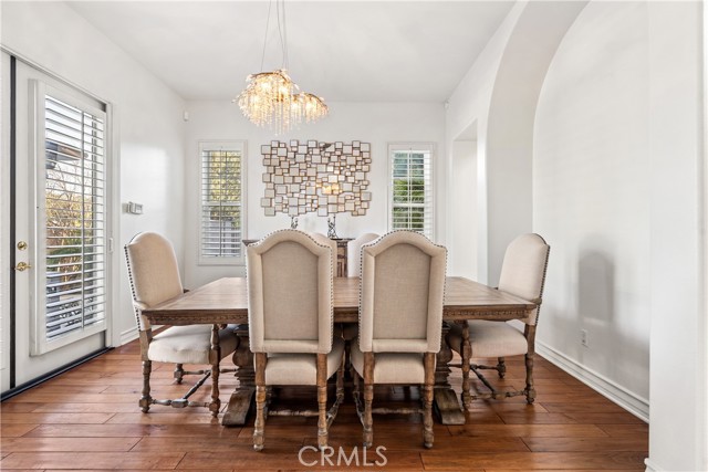 Detail Gallery Image 9 of 37 For 26910 Mirasol St, Valencia,  CA 91355 - 5 Beds | 5 Baths