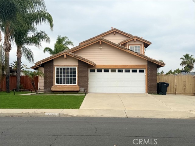 feature listing property photo