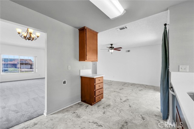 Detail Gallery Image 19 of 39 For 4549 Pinto, Jurupa Valley,  CA 92509 - 3 Beds | 2 Baths