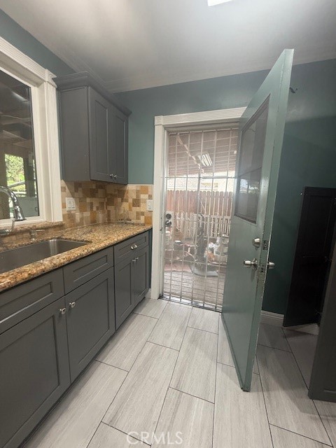 380 E Janice Street, Long Beach CA: https://media.crmls.org/medias/ee4e653f-fce6-4c2b-a8f0-4594ee218dde.jpg