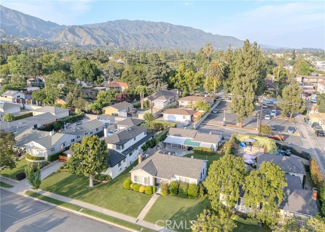 124 Mauna Loa Drive, Monrovia CA: https://media.crmls.org/medias/ee4ef852-1647-4aad-ae4c-98d52dcce29c.jpg